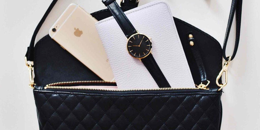 Alennusmyyntejä pitkin vuotta – katso shoppailukalenterin kuukausikohtaiset vinkit